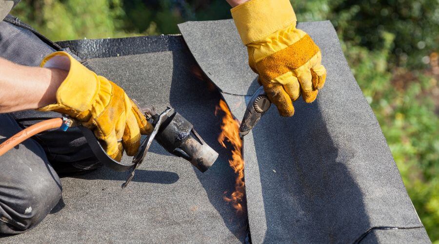 Professional Flat Roofing Installation in Niagara Falls, NY